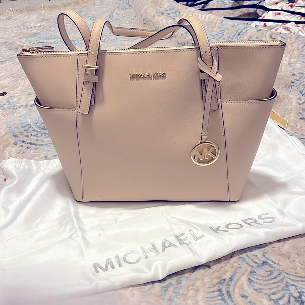 Michael Kors tote